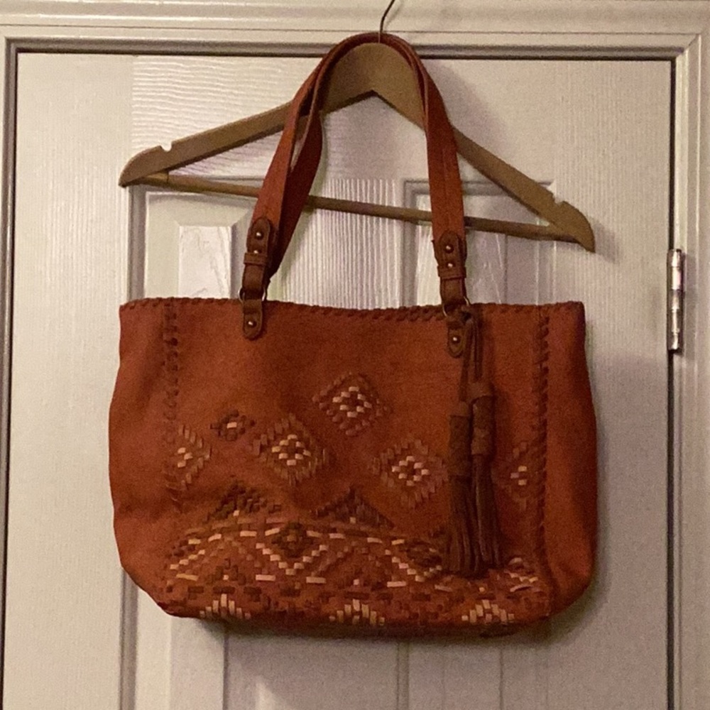 Steven Logo Aztec Patterned or Western Vibes Shoulder Bag with Unique Tassels.